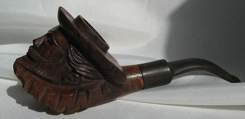 Carved Briar Tobacco Pipe Carved Briar Tobacco Pipe