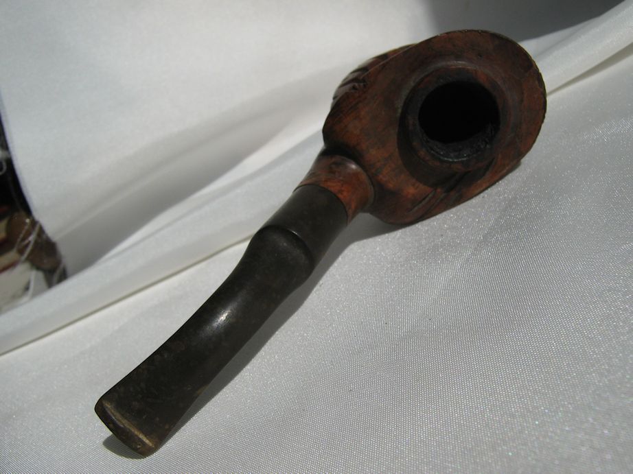 Carved Briar Tobacco Pipe Carved Briar Tobacco Pipe