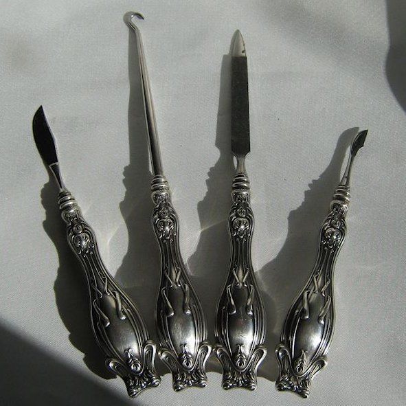 Art Nouveau Sterling Silver Manicure Set * Simons Brothers Art Nouveau Sterling Silver Manicure Set * Simons Brothers