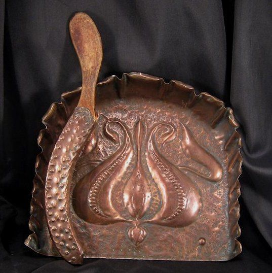 Art Nouveau Copper Crumber & Brush Art Nouveau Copper Crumber & Brush