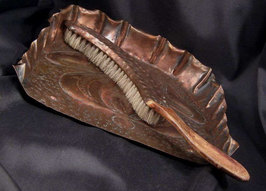 Art Nouveau Copper Crumber & Brush Art Nouveau Copper Crumber & Brush