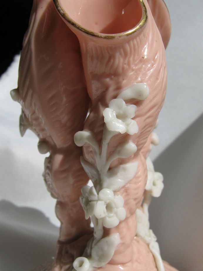 Porcelaine Seashell Triple Vase Porcelaine Seashell Triple Vase