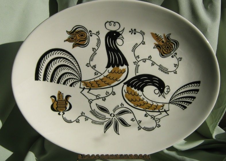 Darling Retro Double Rooster Platter Darling Retro Double Rooster Platter