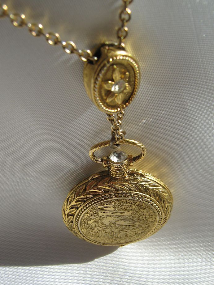 Jeweled Slide Chain Solid Perfume Compact Necklace Jeweled Slide Chain Solid Perfume Compact Necklace