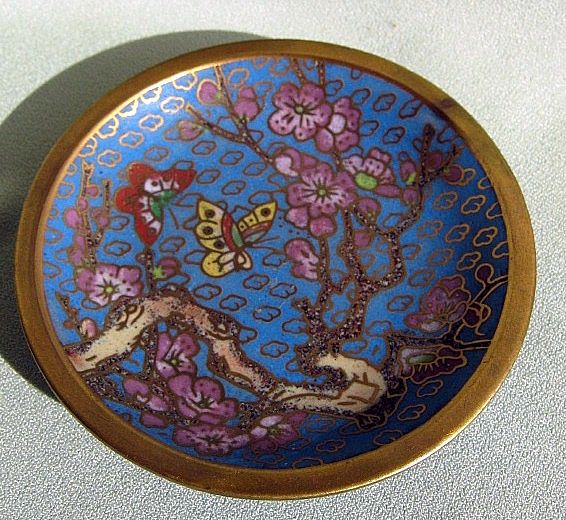 Oriental Cloisonne Enamel Pin Tray Oriental Cloisonne Enamel Pin Tray