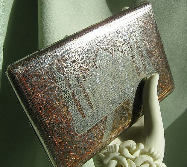Engraved Taj Mahal Cigarette Case Engraved Taj Mahal Cigarette Case