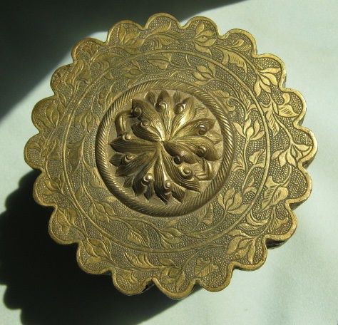 Very Vintage Reticulated Powder Box from China Very Vintage Reticulated Powder Box from China