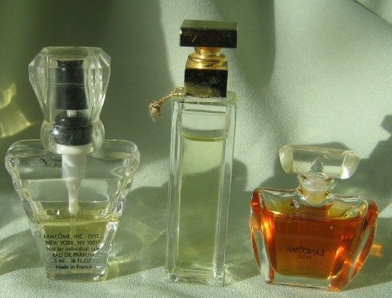 Miniature Perfume Trio of "Tresor, Poeme & Fifth Avenue" Miniature Perfume Trio of "Tresor, Poeme & Fifth Avenue"