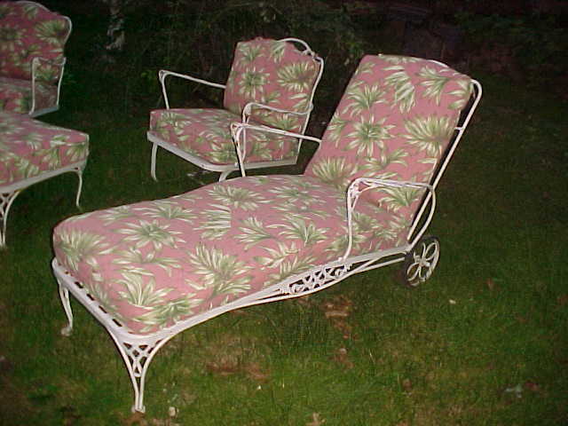 Excellent Vintage Woodard Reupholstered 4 Pc Patio Set Excellent Vintage Woodard Reupholstered 4 Pc Patio Set