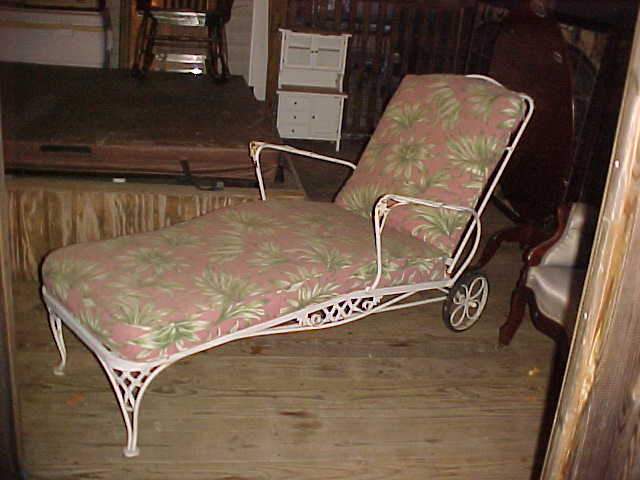 Excellent Vintage Woodard Reupholstered 4 Pc Patio Set Excellent Vintage Woodard Reupholstered 4 Pc Patio Set