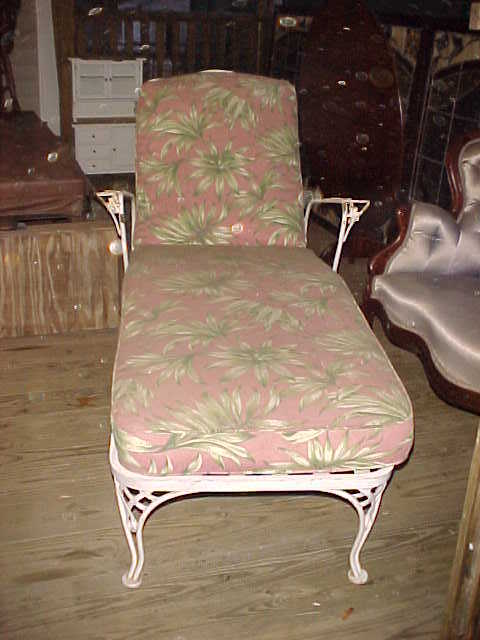 Excellent Vintage Woodard Reupholstered 4 Pc Patio Set Excellent Vintage Woodard Reupholstered 4 Pc Patio Set