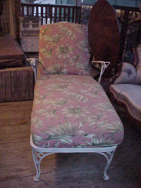 Excellent Vintage Woodard Reupholstered 4 Pc Patio Set Excellent Vintage Woodard Reupholstered 4 Pc Patio Set