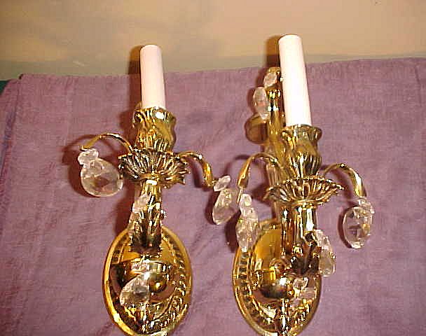 Pair of Attractive Vintage Electric Brass and Crystal Wall Sconces Pair of Attractive Vintage Electric Brass and Crystal Wall Sconces