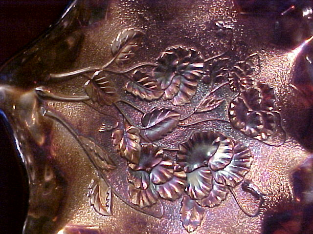 Excellent Imperial Fluted Pansie Pattern in Grape/Purple Bowl Excellent Imperial Fluted Pansie Pattern in Grape/Purple Bowl
