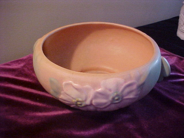 Nice Early Weller Two Handled 9 inch Bowl- Perfect Cond Nice Early Weller Two Handled 9 inch Bowl- Perfect Cond