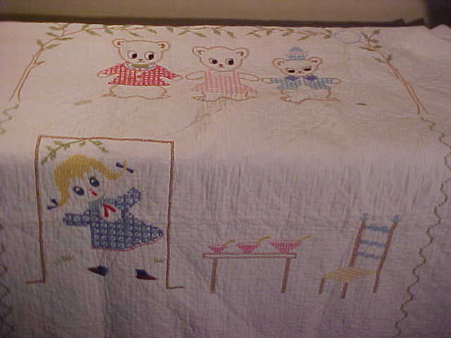 Cute Vintage Goldie Locks & The 3 Bears Childs Size Quilt Cute Vintage Goldie Locks & The 3 Bears Childs Size Quilt
