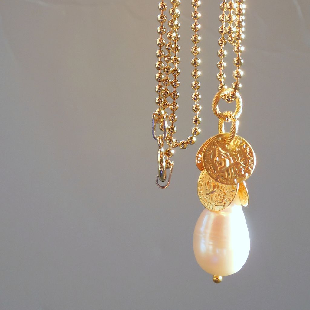RESERVED -Clearance- Baroque pearl pendant RESERVED -Clearance- Baroque pearl pendant