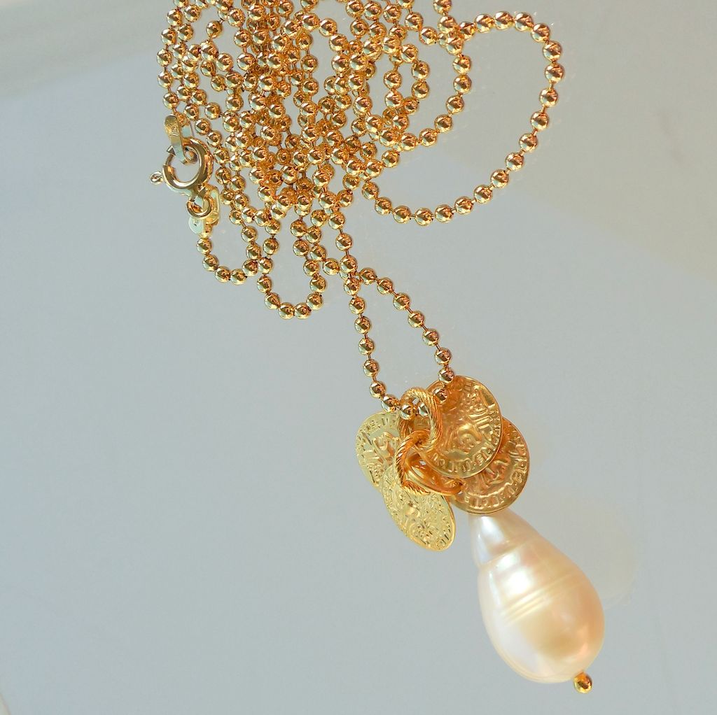 RESERVED -Clearance- Baroque pearl pendant RESERVED -Clearance- Baroque pearl pendant