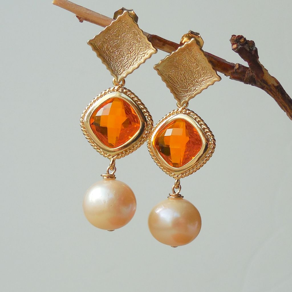 Citrine Orange Gold Crystal Pendant Post Earrings with Peach Pearls Citrine Orange Gold Crystal Pendant Post Earrings with Peach Pearls