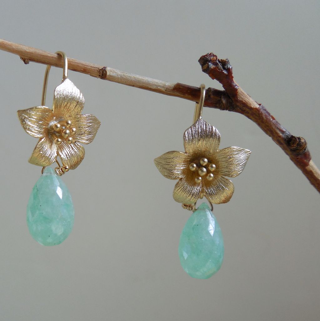 Green Chrysoprase Flower Drop Earrings Green Chrysoprase Flower Drop Earrings