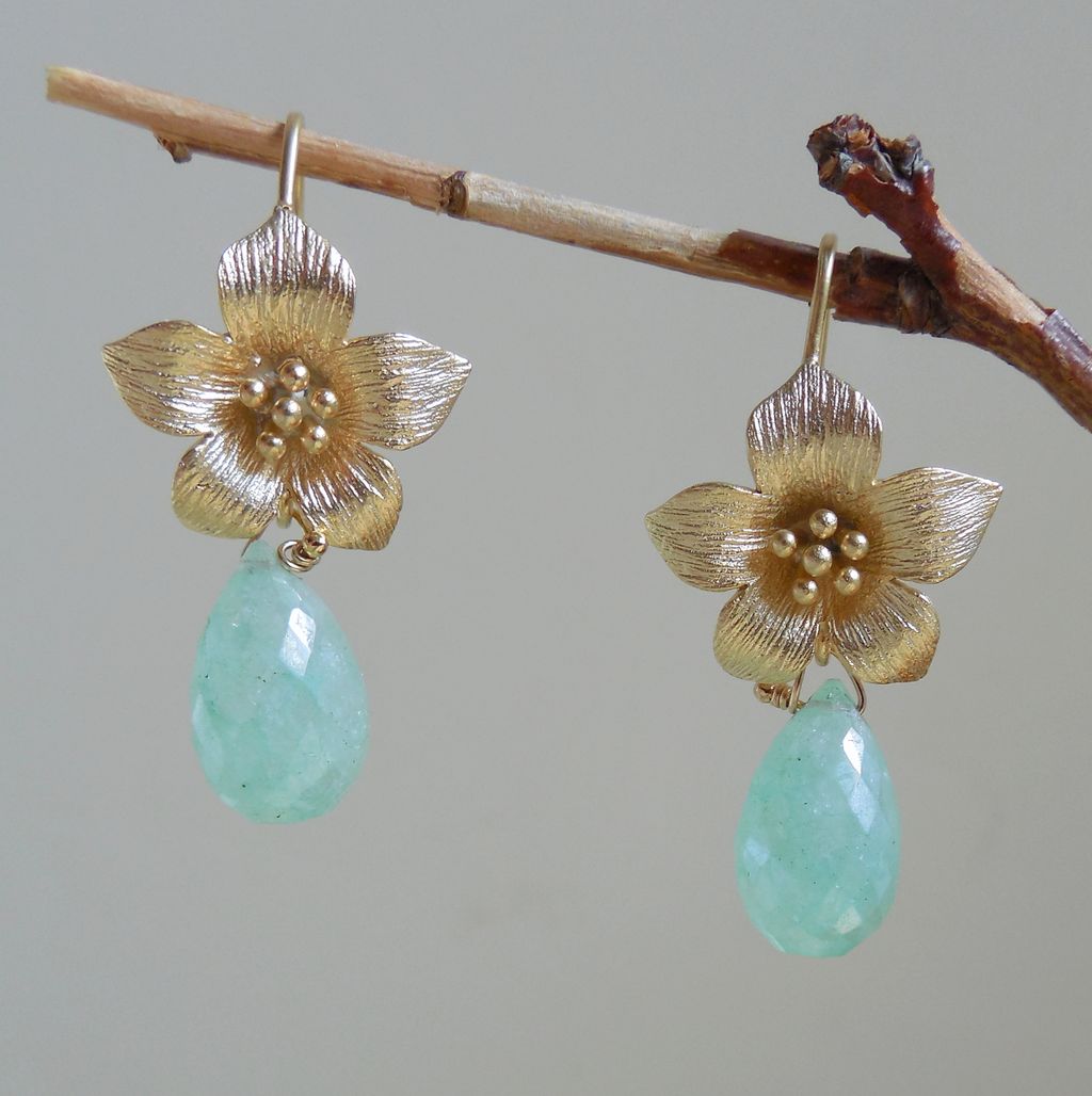 Green Chrysoprase Flower Drop Earrings Green Chrysoprase Flower Drop Earrings