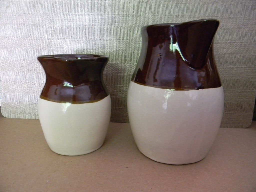 Vintage Pair Of Robinson Ransbottom Pottery . Roseville Ohio Vintage Pair Of Robinson Ransbottom Pottery . Roseville Ohio