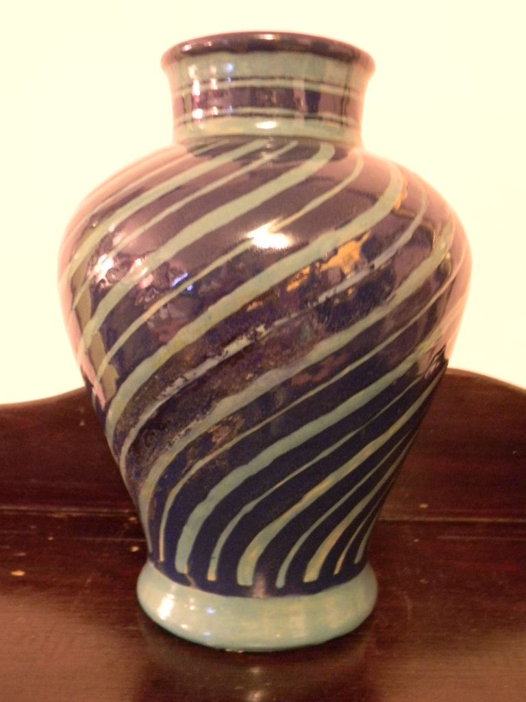 12" . Signed . M L C . 1935 Art Studio Pottery 12" . Signed . M L C . 1935 Art Studio Pottery