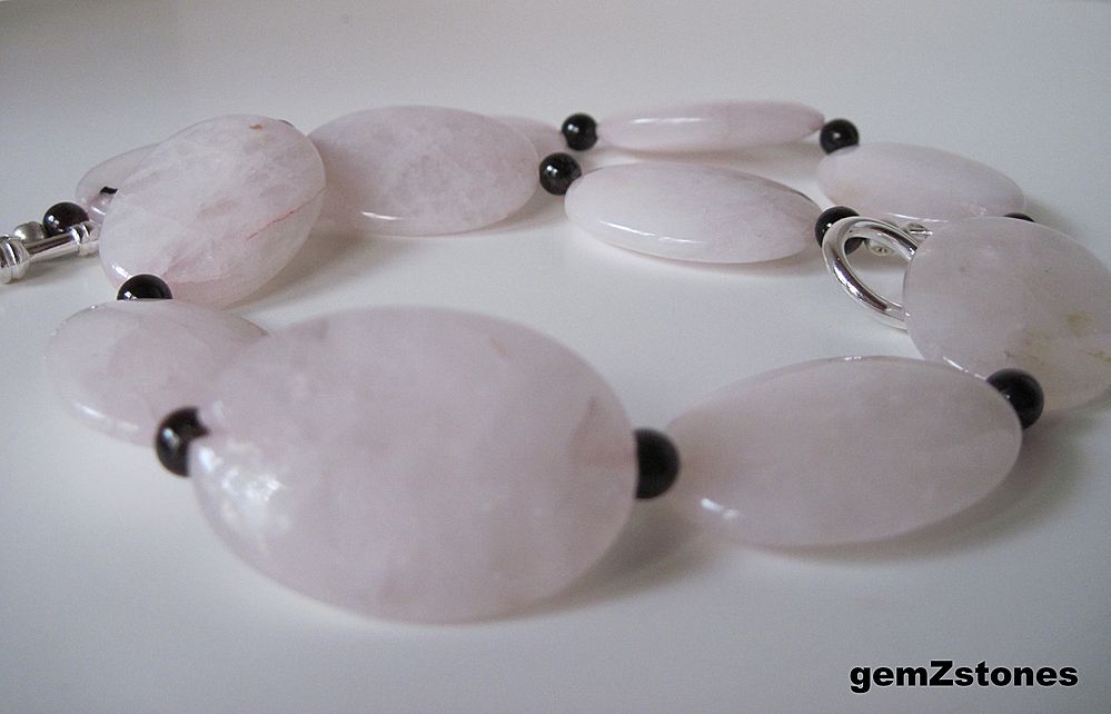 Natural Rose Color Quartz And Genuine Garnet Necklace Natural Rose Color Quartz And Genuine Garnet Necklace