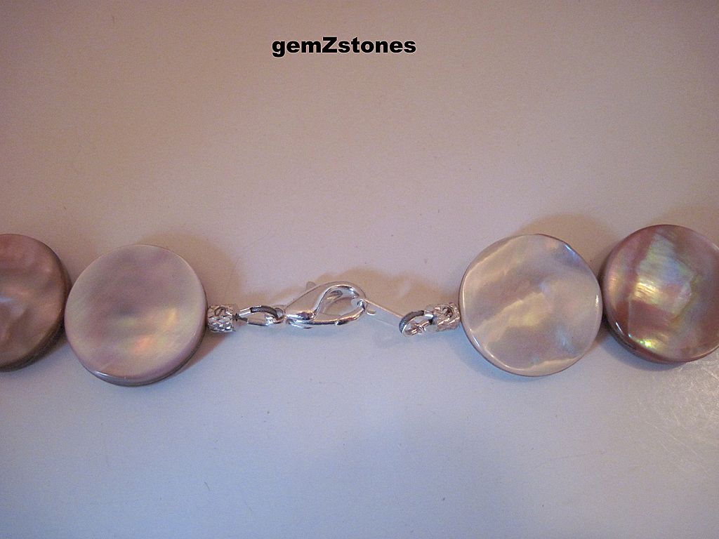 Iridescent Brown Lip Shell Single Strand Necklace Iridescent Brown Lip Shell Single Strand Necklace