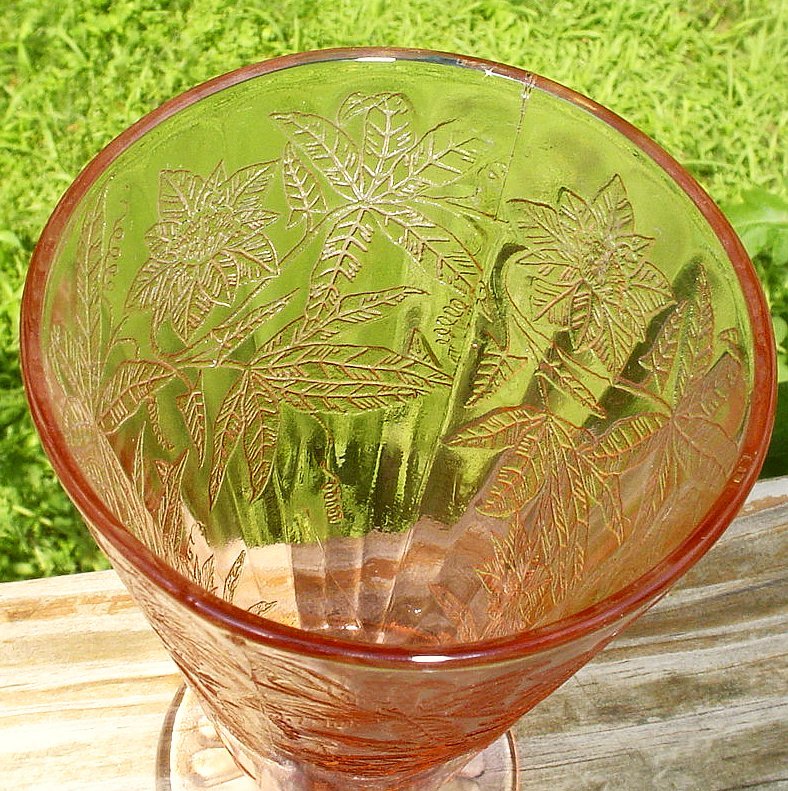 Jeannette Floral Poinsettia Pink Depression Lemonade Tumblers Set of 6 Scarce Jeannette Floral Poinsettia Pink Depression Lemonade Tumblers Set of 6 Scarce