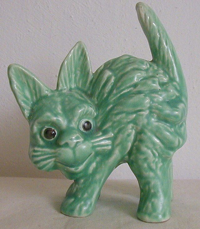 Price Bros Scaredy Cat Staffordshire Pottery 1930's Price Bros Scaredy Cat Staffordshire Pottery 1930's