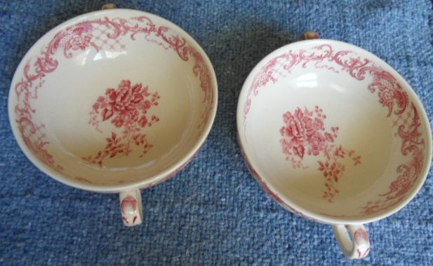 2 (Circa 1900-1912) Villeroy & Boch Red Transfer "Valeria" Cream Soup Bowls 2 (Circa 1900-1912) Villeroy & Boch Red Transfer "Valeria" Cream Soup Bowls