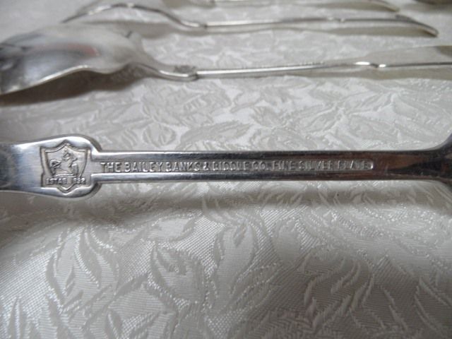 The "Bailey Banks & Biddle Co." Fine Silverplate Fiddleback Flatware Serving Pieces The "Bailey Banks & Biddle Co." Fine Silverplate Fiddleback Flatware Serving Pieces