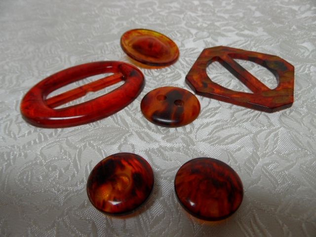 Bakelite Tortoise Shell Buckles and Buttons Bakelite Tortoise Shell Buckles and Buttons