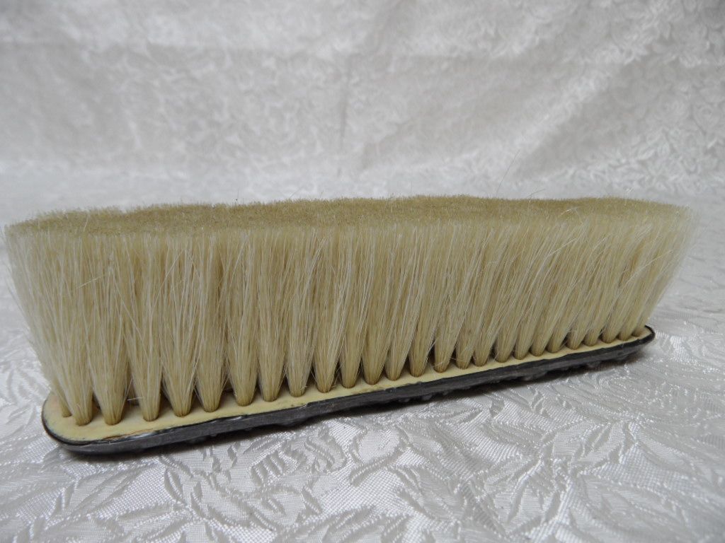 Sterling Silver Victorian Repousse Boar Hair Bristle Clothes/Hair Brush Sterling Silver Victorian Repousse Boar Hair Bristle Clothes/Hair Brush