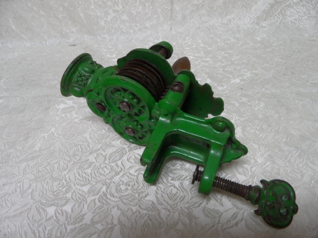 Antique German Circa 1900 Cast Iron Green Paint Green Bean Cutter Slicer Antique German Circa 1900 Cast Iron Green Paint Green Bean Cutter Slicer