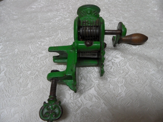 Antique German Circa 1900 Cast Iron Green Paint Green Bean Cutter Slicer Antique German Circa 1900 Cast Iron Green Paint Green Bean Cutter Slicer