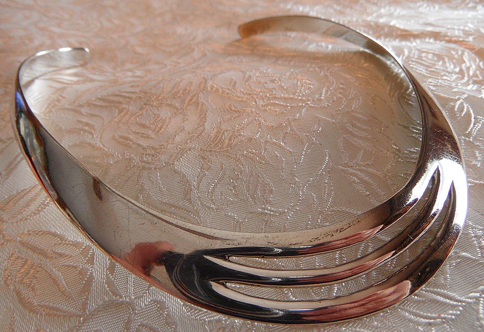 Estate Solid Sterling Silver Signed Choker Necklace Estate Solid Sterling Silver Signed Choker Necklace