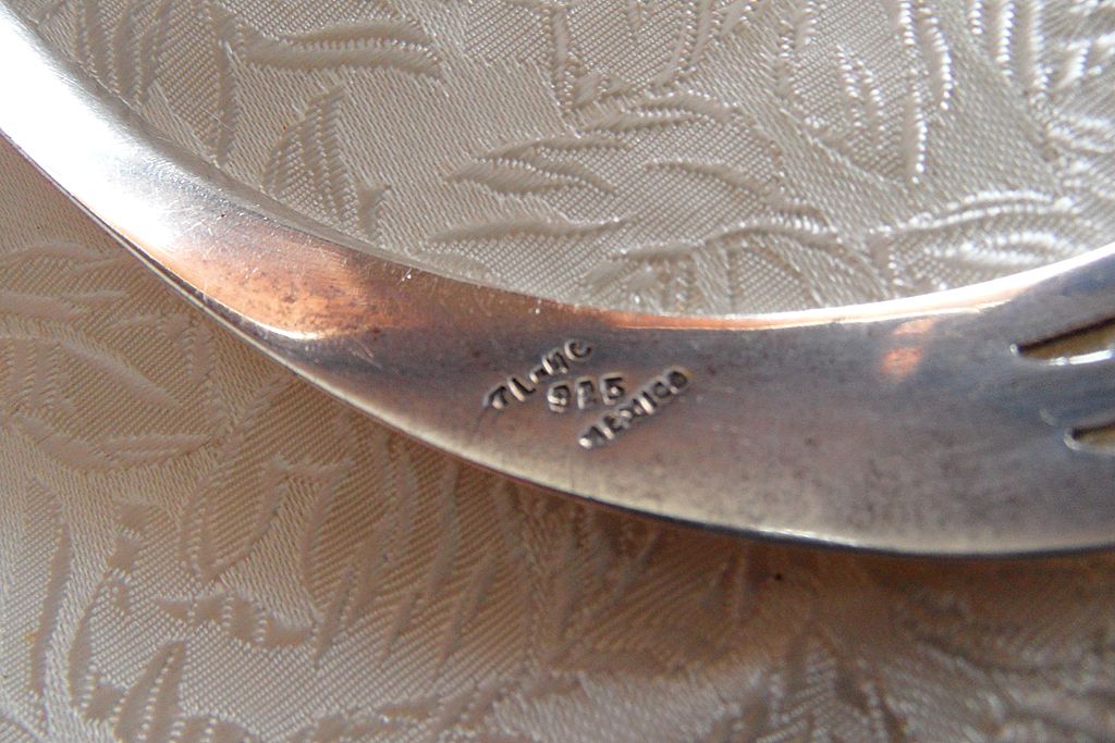 Estate Solid Sterling Silver Signed Choker Necklace Estate Solid Sterling Silver Signed Choker Necklace