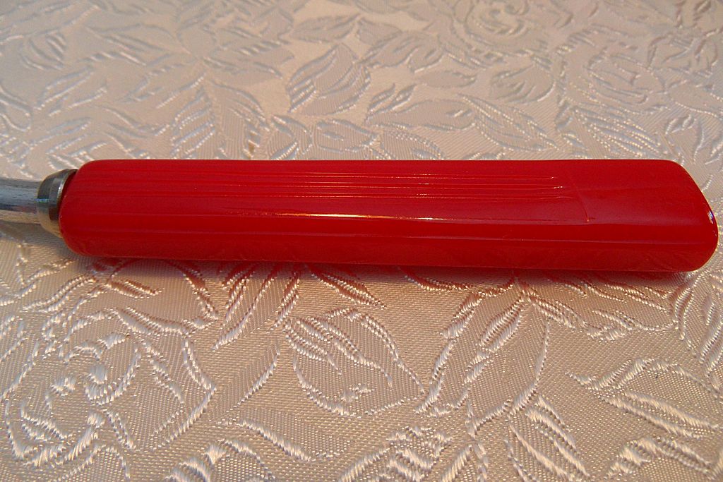 Bright Cherry Red Bakelite Cake Breaker Bright Cherry Red Bakelite Cake Breaker