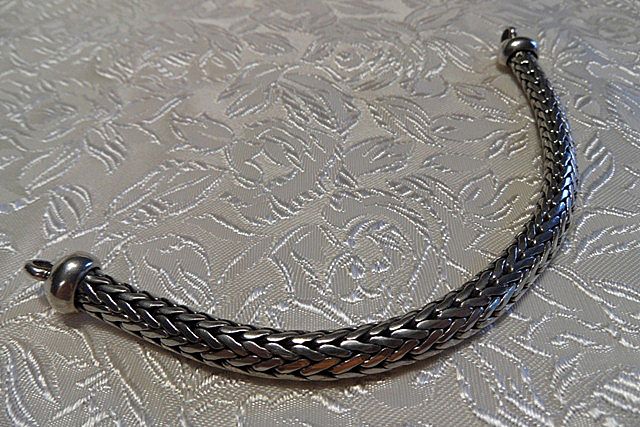 TABRA Sterling Silver Round Over Braided Chain Bracelet with Signed Charm TABRA Sterling Silver Round Over Braided Chain Bracelet with Signed Charm