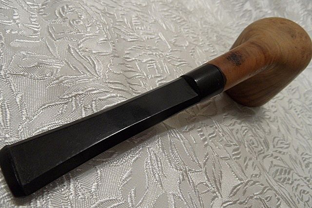 Vintage "Bench Made" Smoking Pipe by King X Vintage "Bench Made" Smoking Pipe by King X