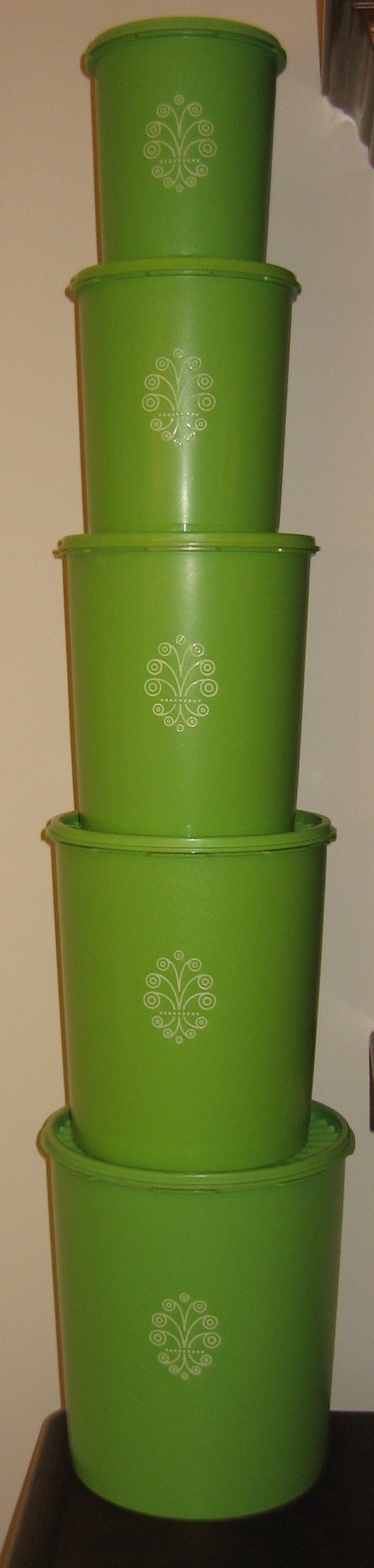 Vintage Tupperware Canister Set & Servalier Lids 9 Pcs Green Vintage Tupperware Canister Set & Servalier Lids 9 Pcs Green