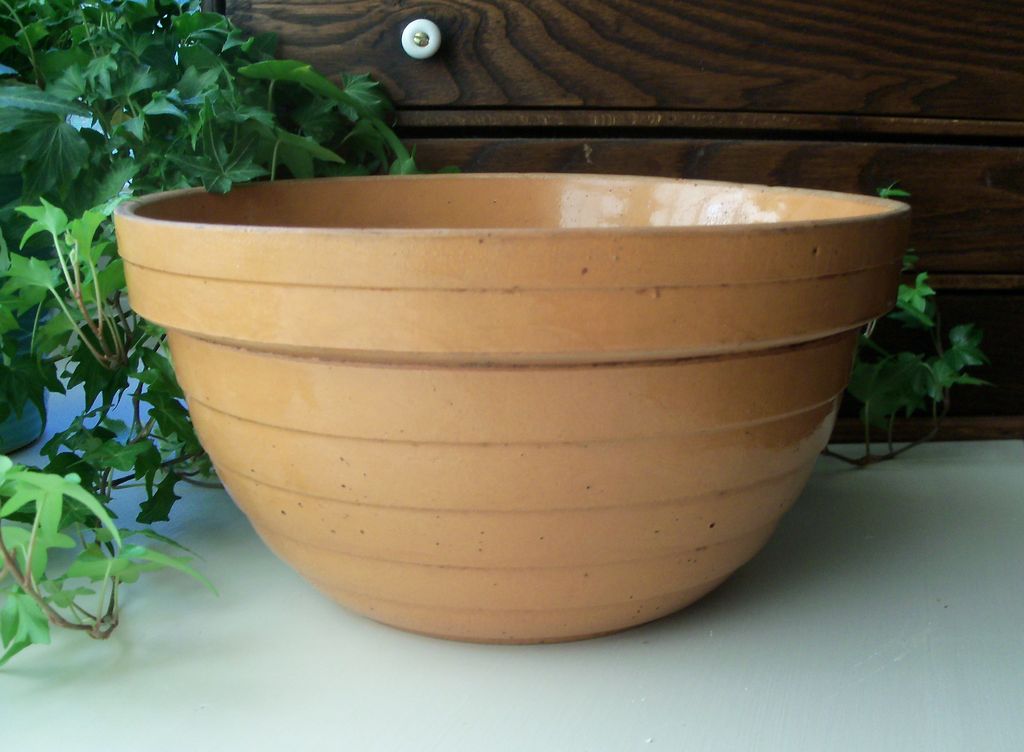 Pumpkin Glaze Redware - Bowl - Concentric Circles 10 1/2" - Watt Pottery Pumpkin Glaze Redware - Bowl - Concentric Circles 10 1/2" - Watt Pottery