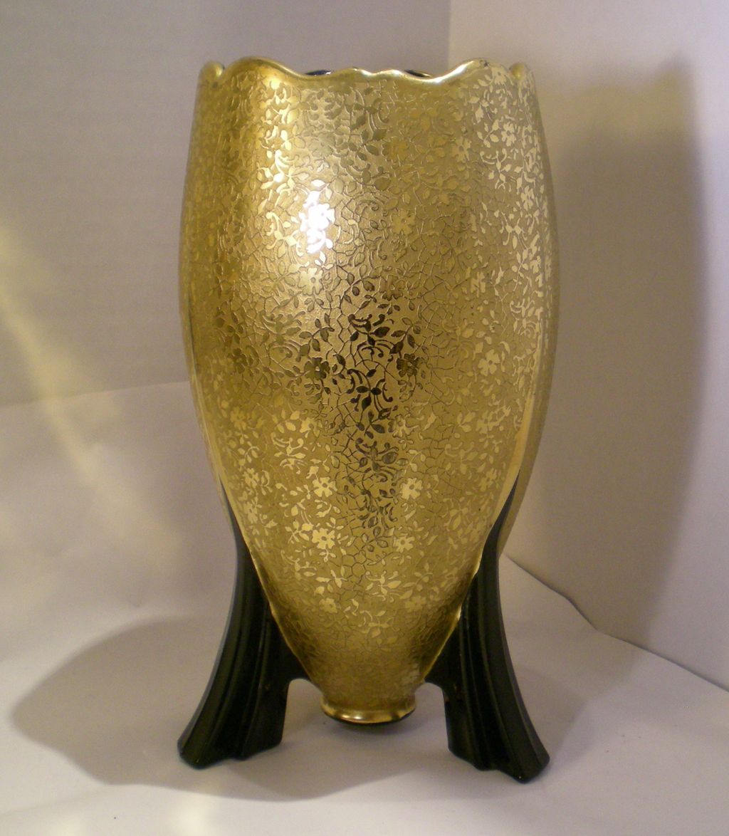 New Martinsville Black Rocket Vase w/Gold Overlay - Elegant Glass find! New Martinsville Black Rocket Vase w/Gold Overlay - Elegant Glass find!