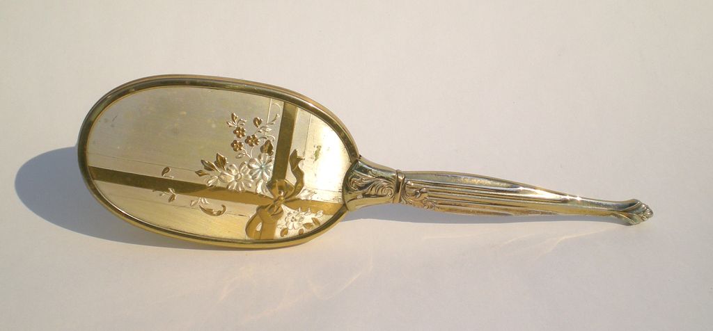 Vintage Hairbrush Goldtone w/Flowers & Ribbon Design Vintage Hairbrush Goldtone w/Flowers & Ribbon Design