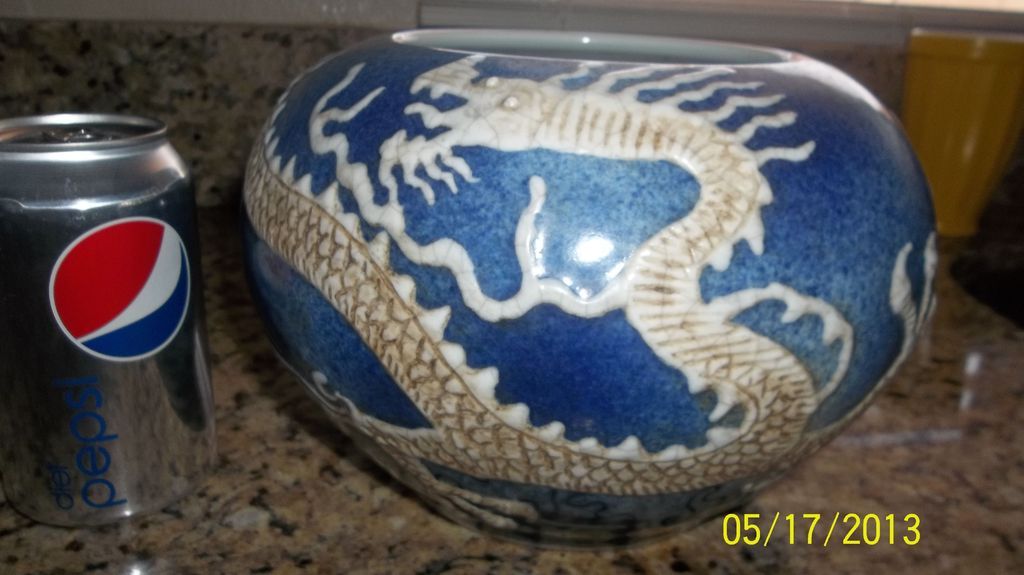 Outstanding Ming Dynasty blue & White Dragon Pottery Bowl 6 Character Mark Outstanding Ming Dynasty blue & White Dragon Pottery Bowl 6 Character Mark