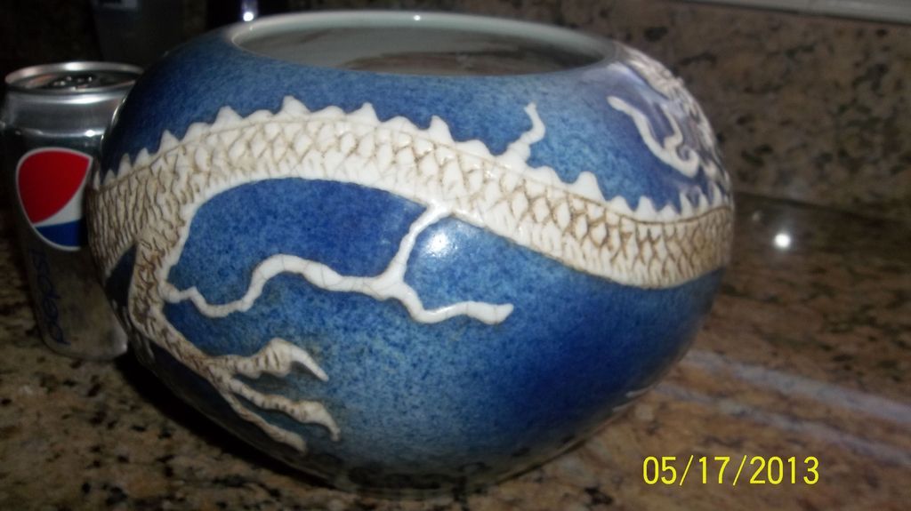 Outstanding Ming Dynasty blue & White Dragon Pottery Bowl 6 Character Mark Outstanding Ming Dynasty blue & White Dragon Pottery Bowl 6 Character Mark