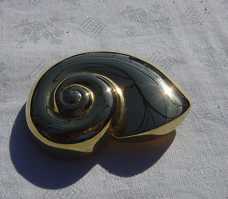 Large Dotty Smith Snail Belt Buckle Large Dotty Smith Snail Belt Buckle