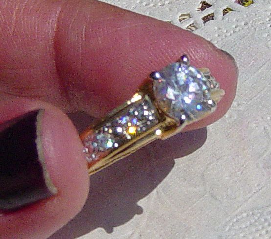 Brilliant Sparkling Cubic Zirconia Ring Brilliant Sparkling Cubic Zirconia Ring